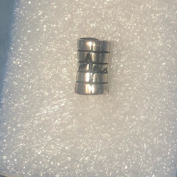 Trollbeads heartBeat bead 925 LAA sterling silver bead charm approx 10mm length - Picture 6 of 11